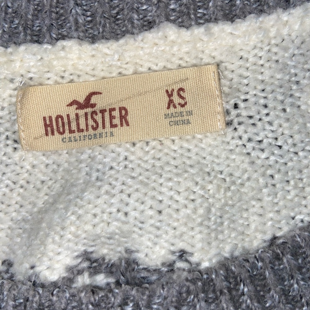 Sweater - Picture 2 of 4